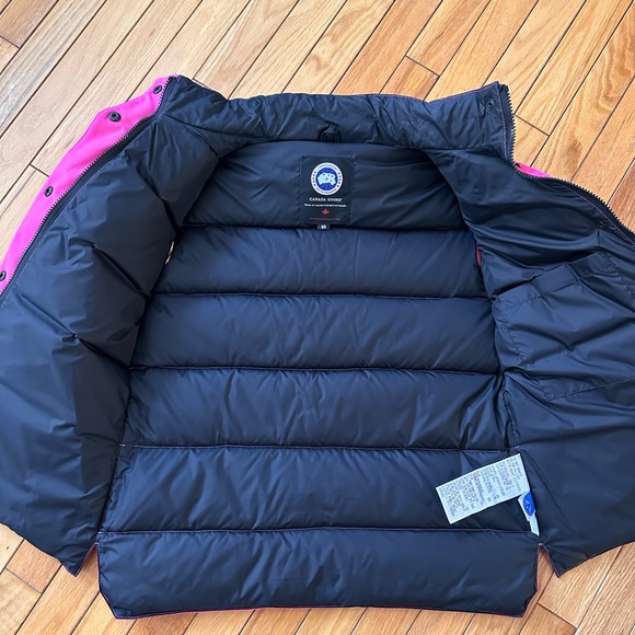 Canada Goose Bright Pink Puffer Vest - Picture 3 of 10